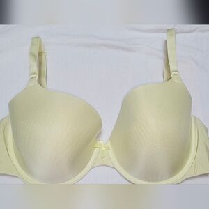 𝅺Victoria's secret lined demi demi double bra 36dd